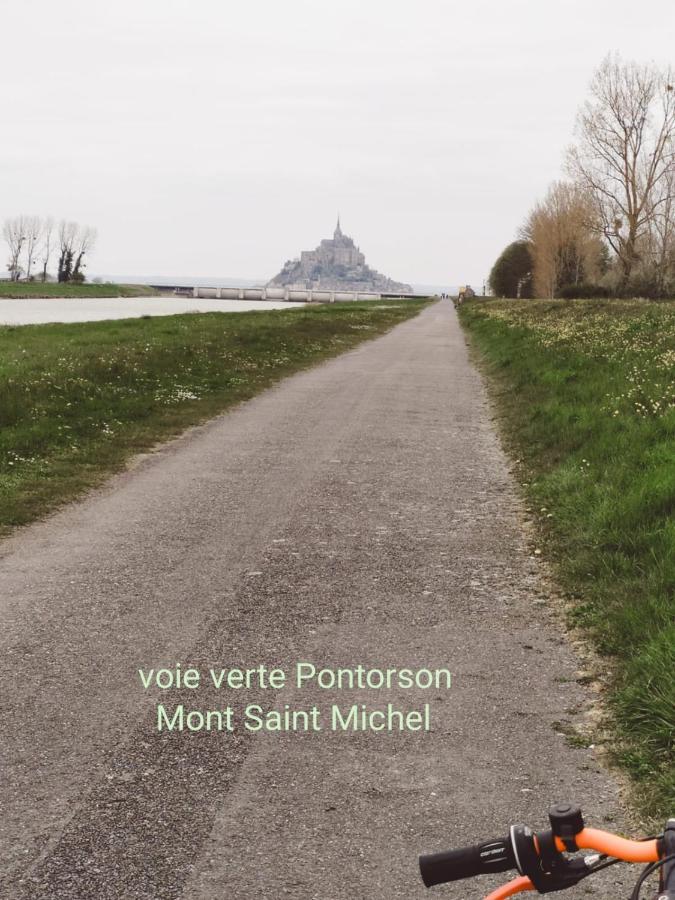 Villa Mont 1er Pas proche Mont St Michel Pontorson Exterior foto